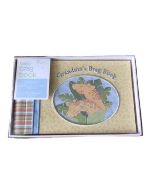 C.R Gibson Baby Brag Book